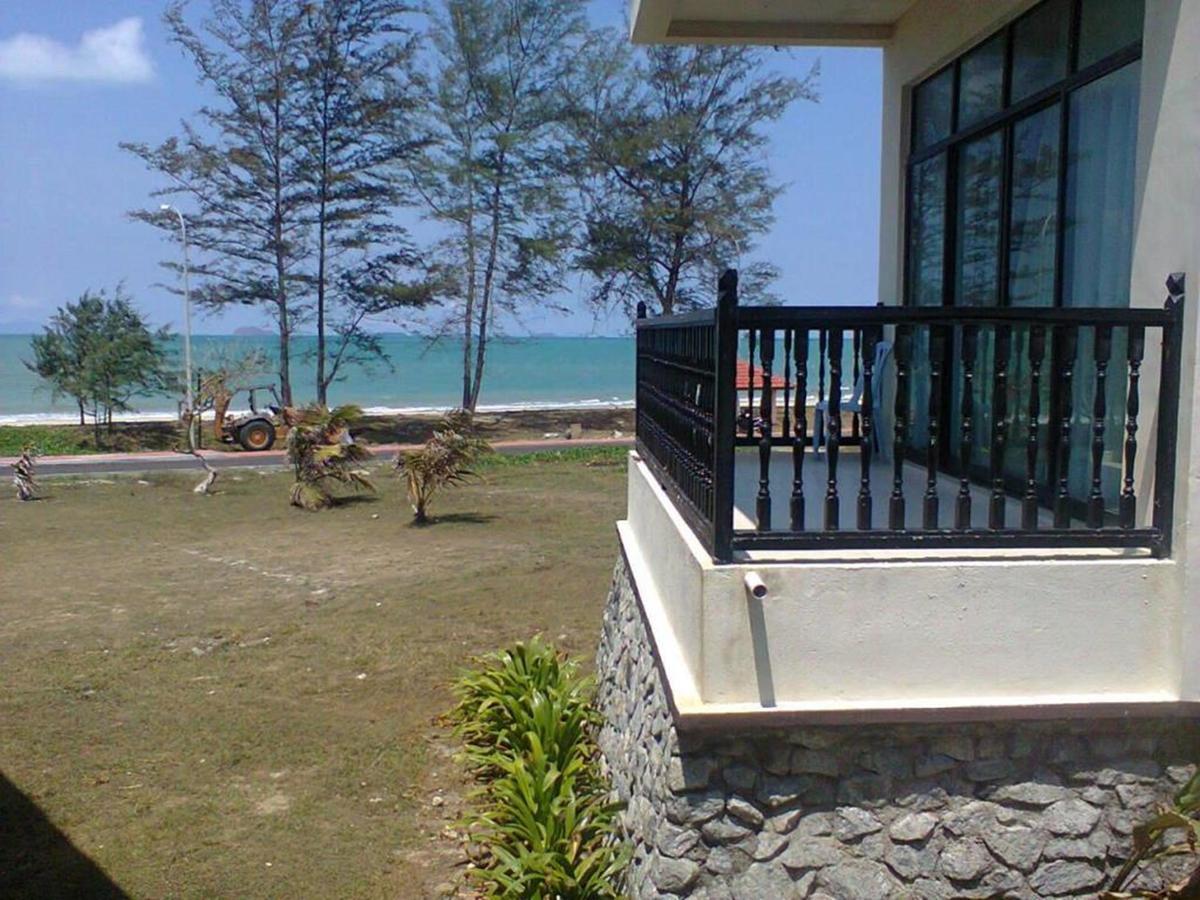 Mersing Beach Resort Bagian luar foto